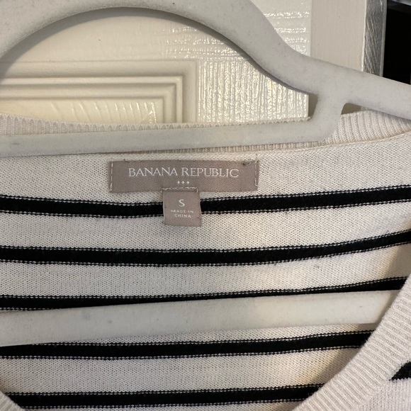 Banana Republic Striped Sweater with 'Ciao!' - Picture 5 of 10